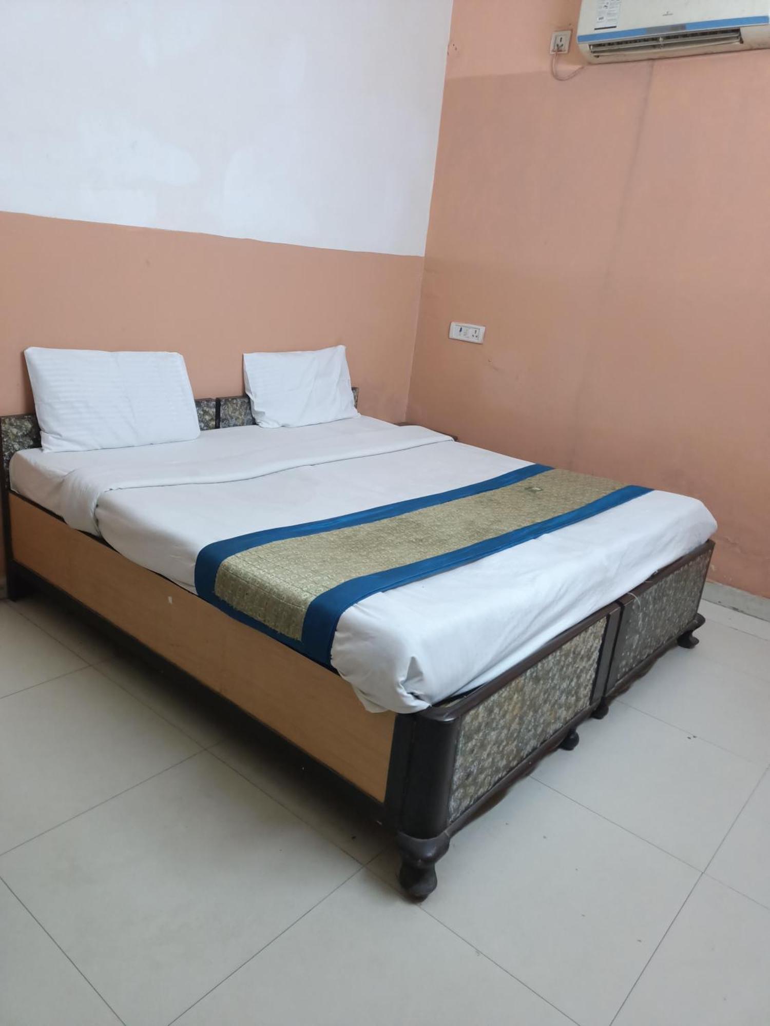 Hotel Royal India - Vijay Enclave نيودلهي المظهر الخارجي الصورة
